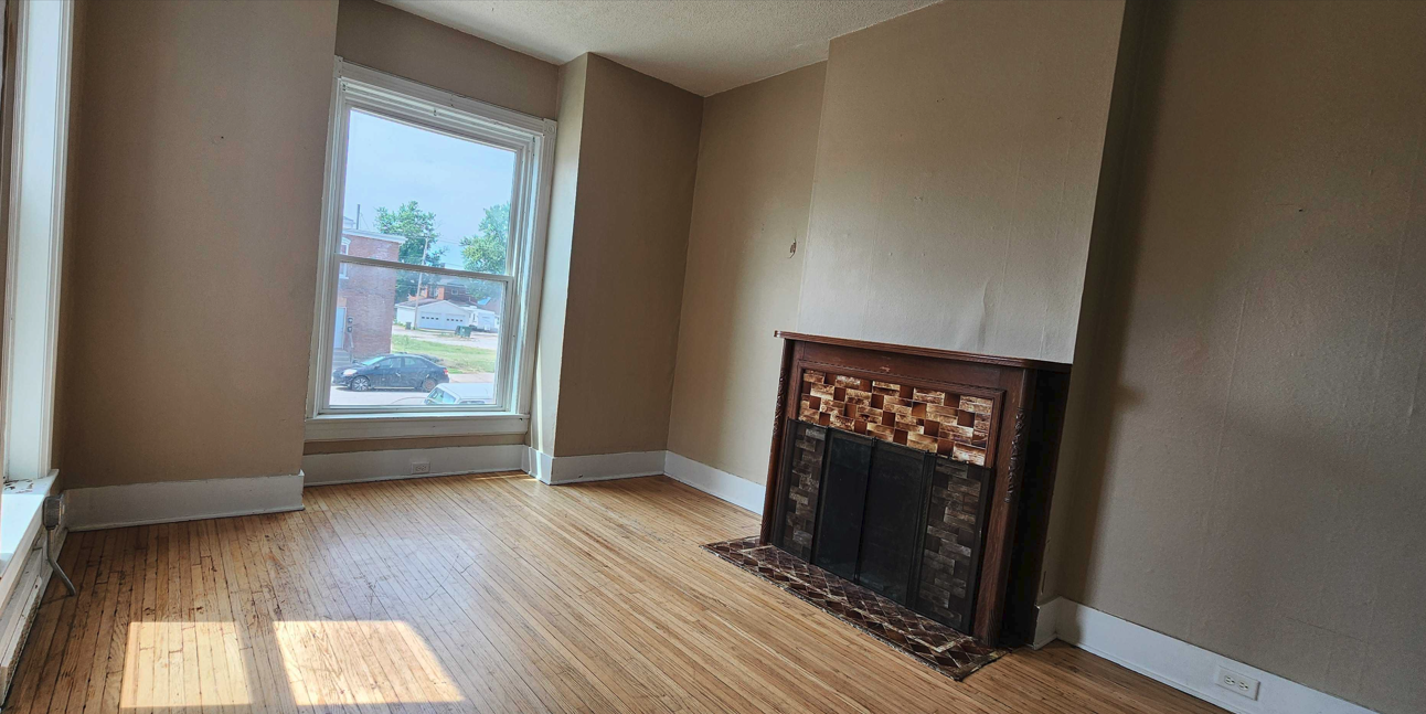517/519 Avenue G - 517 Lower